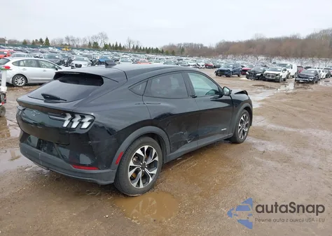 2024 Ford Mustang Mach-E Select z USA, uszkodzony, nr VIN 3FMTK1R45RMA16476